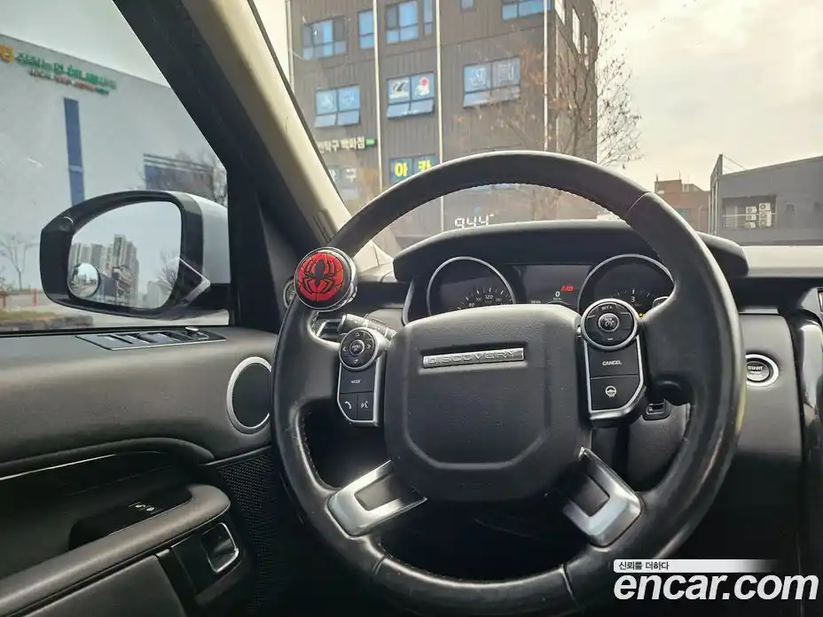Land Rover Discovery 2018 2.0 гидро в Москве № 1250664, фото 16