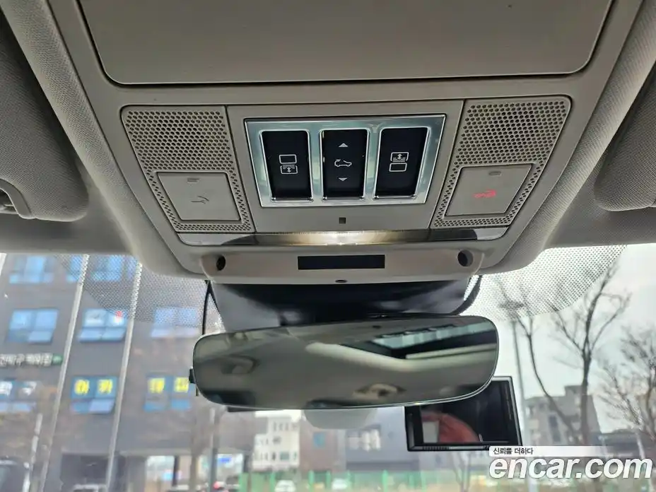 Land Rover Discovery 2018 2.0 гидро в Москве № 1250664, фото 18