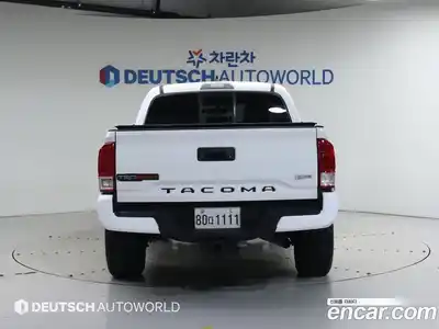 Toyota Tacoma 2017 3.5 гидро в Москве № 1251941, миниатюра 4