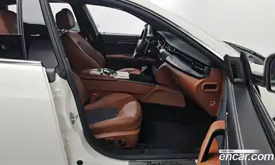 Maserati Quattroporte 2018 3.0 гидро в Москве № 1253303, миниатюра 11