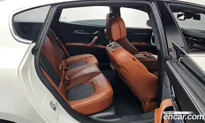 Maserati Quattroporte 2018 3.0 гидро в Москве № 1253303, миниатюра 12