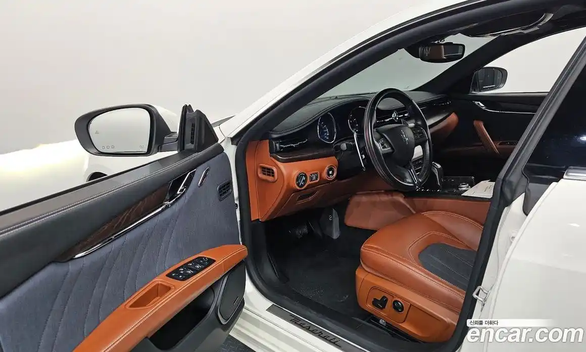 Maserati Quattroporte 2018 3.0 гидро в Москве № 1253303, фото 10