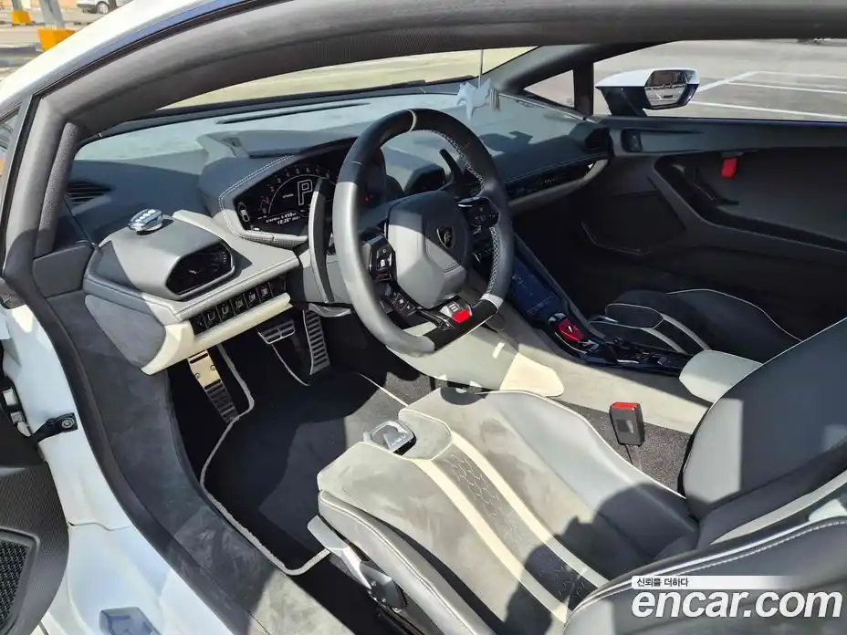 Lamborghini Huracan 2023 5.2 гидро в Москве № 1253589, фото 11