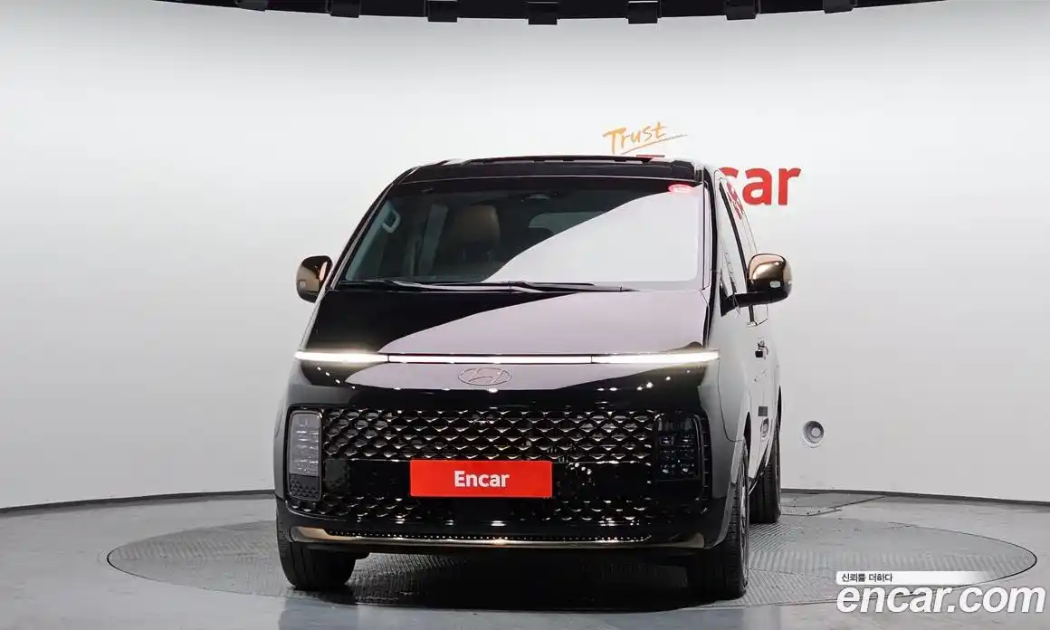 Hyundai Staria 2024 1.6 гидро в Москве № 1277947, фото 3