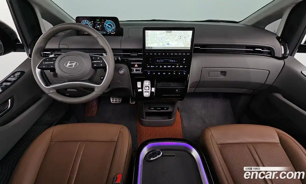 Hyundai Staria 2024 1.6 гидро в Москве № 1277947, фото 7