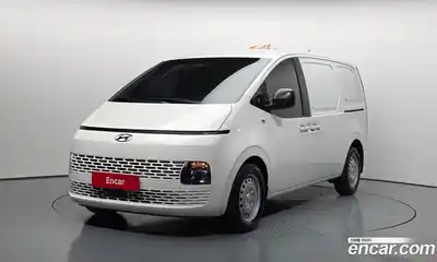 Hyundai Staria, 2023