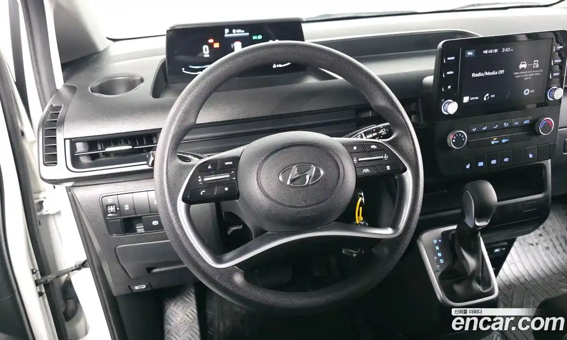 Hyundai Staria 2023 2.2 гидро в Москве № 1278004, фото 13