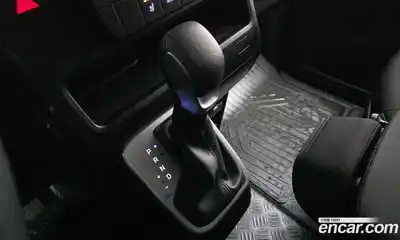 Hyundai Staria 2023 2.2 гидро в Москве № 1278004, миниатюра 9