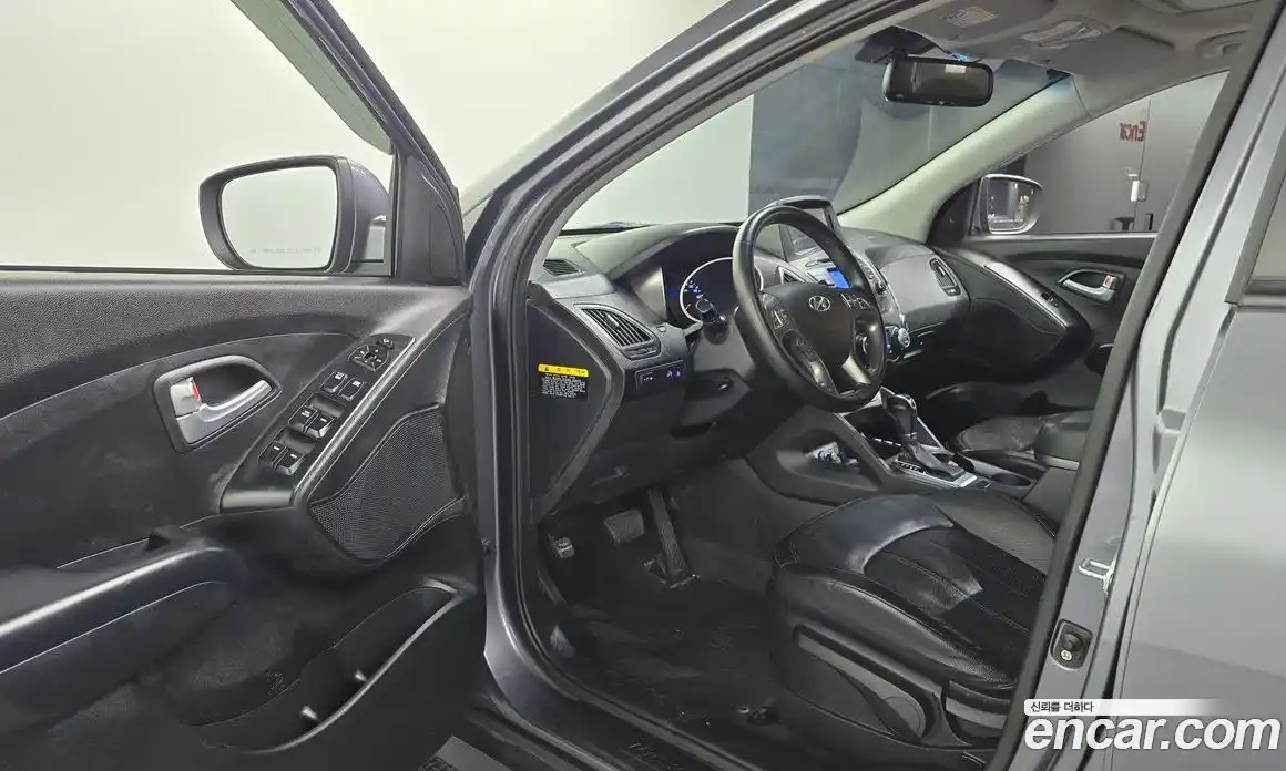 Hyundai Tucson 2013 2.0 гидро в Москве № 1278014, фото 9