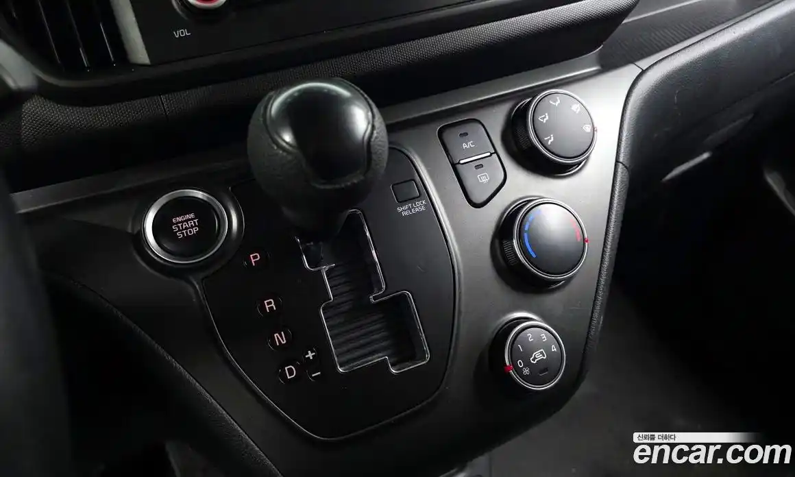 Kia Ray 2024 1.0 Автомат в Москве № 1278166, фото 9