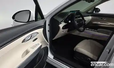 Genesis GV70 2023 2.5 гидро в Москве № 1278296, миниатюра 10