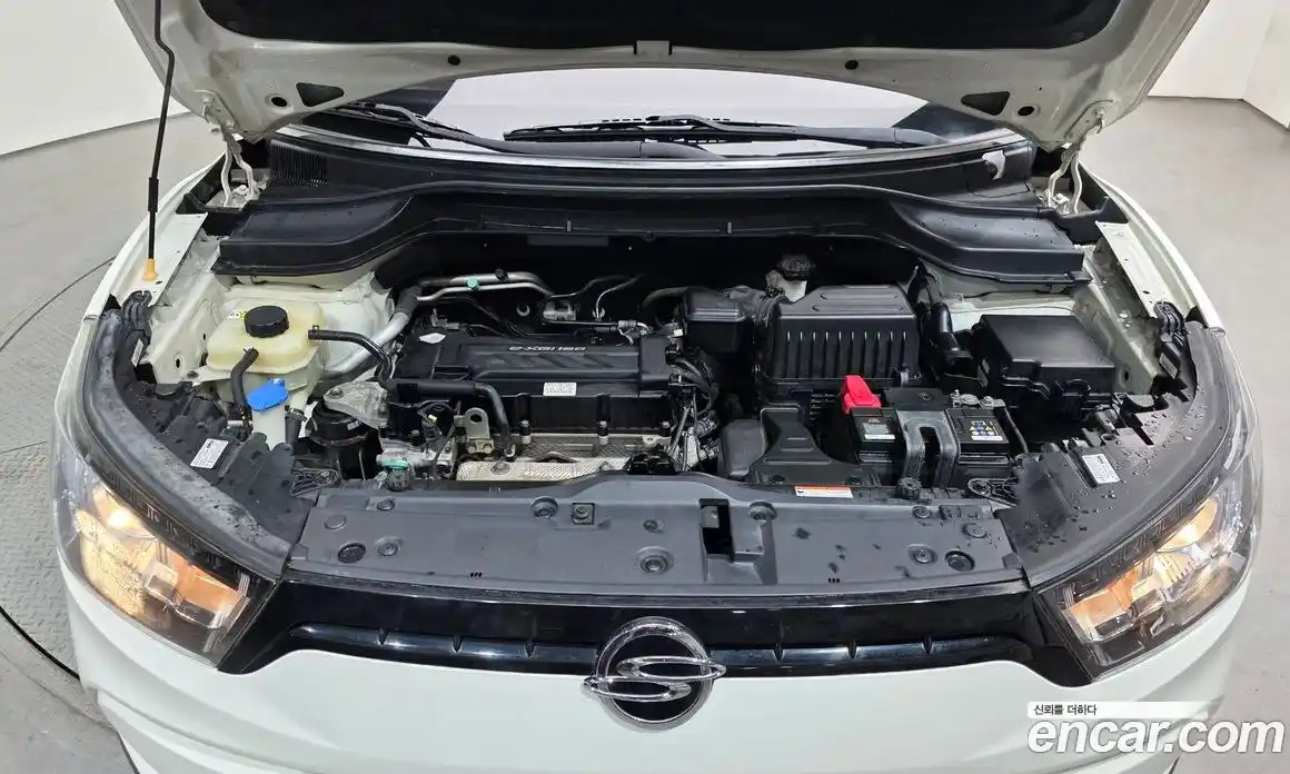 SsangYong TIBOLI 2015 1.6 Автомат в Москве № 1278434, фото 6