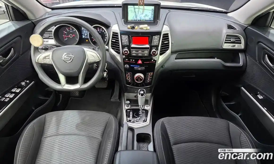 SsangYong TIBOLI 2015 1.6 Автомат в Москве № 1278434, фото 7
