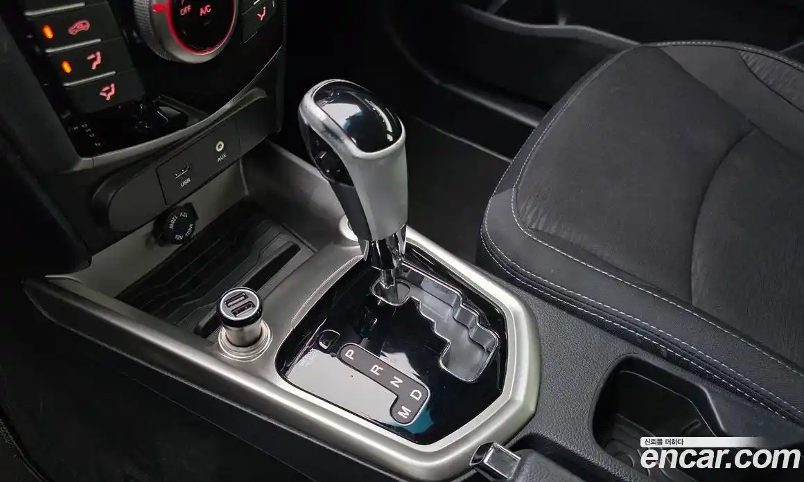 SsangYong TIBOLI 2015 1.6 Автомат в Москве № 1278434, фото 9