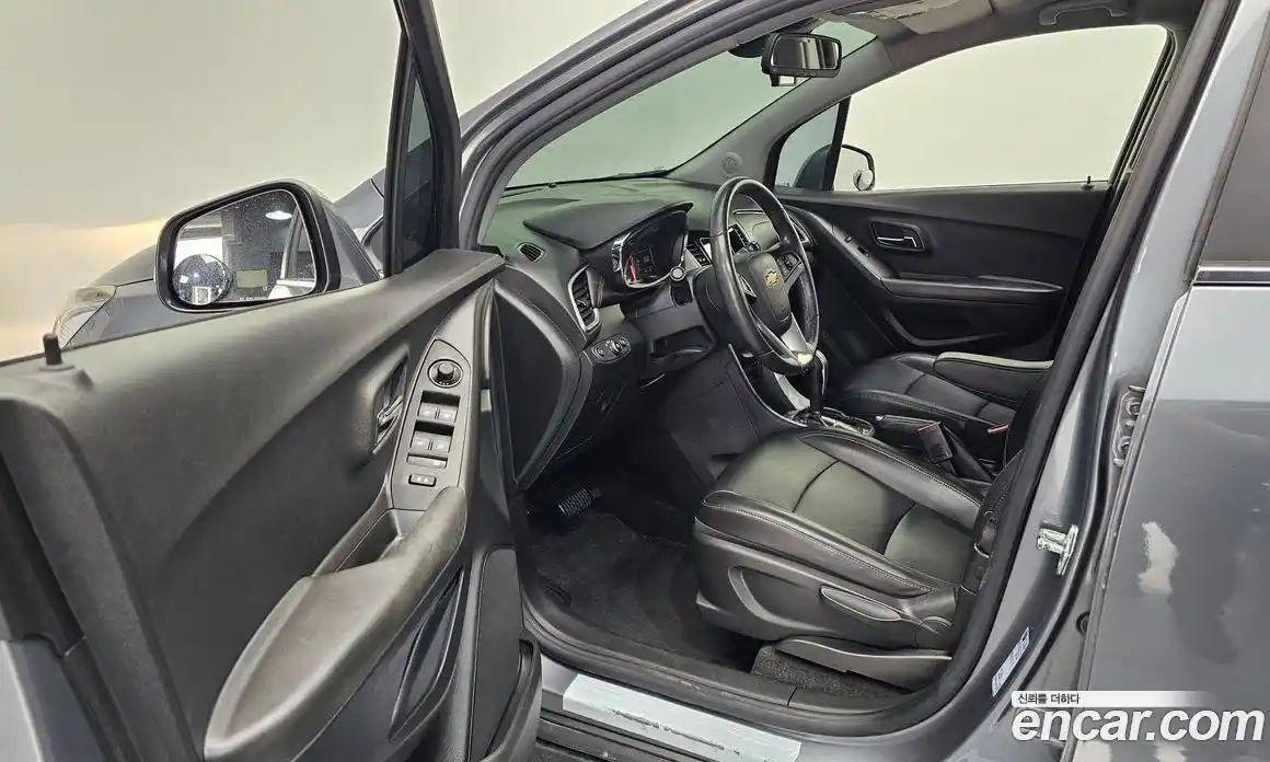 Chevrolet Trax 2018 1.4 гидро в Москве № 1278684, фото 10
