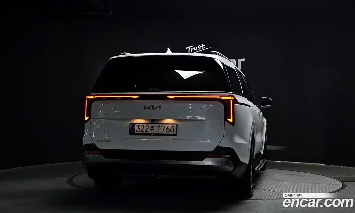 Kia Canival 2024 3.5 гидро в Москве № 1279381, фото 4