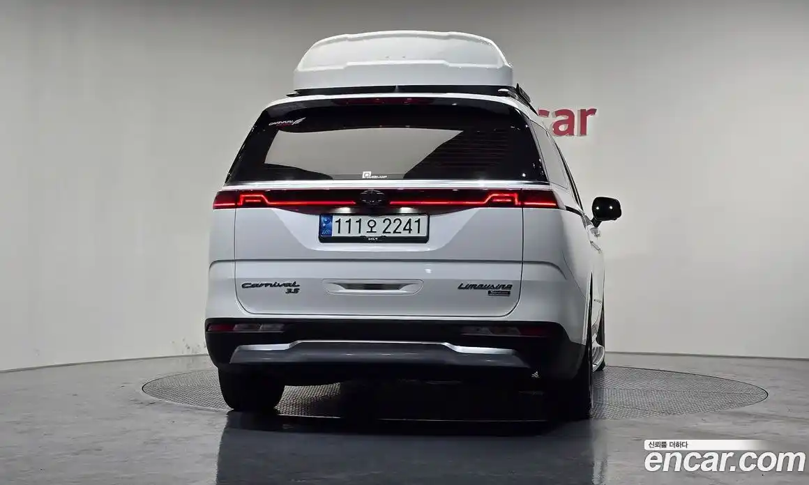 Kia Canival 2021 3.5 гидро в Москве № 1279449, фото 3