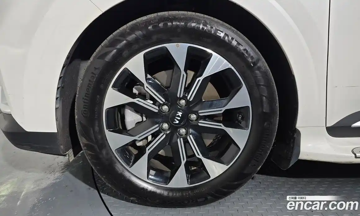 Kia Canival 2021 3.5 гидро в Москве № 1279449, фото 4