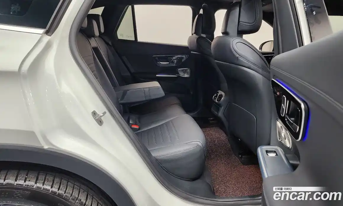 Mercedes-Benz GLC-Class 2024 2.0 гидро в Москве № 1279468, фото 12