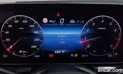 Mercedes-Benz GLC-Class 2024 2.0 гидро в Москве № 1279468, миниатюра 8