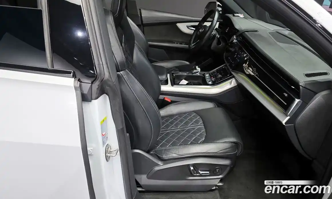 Audi Q8 2021 3.0 гидро в Москве № 1280194, фото 12