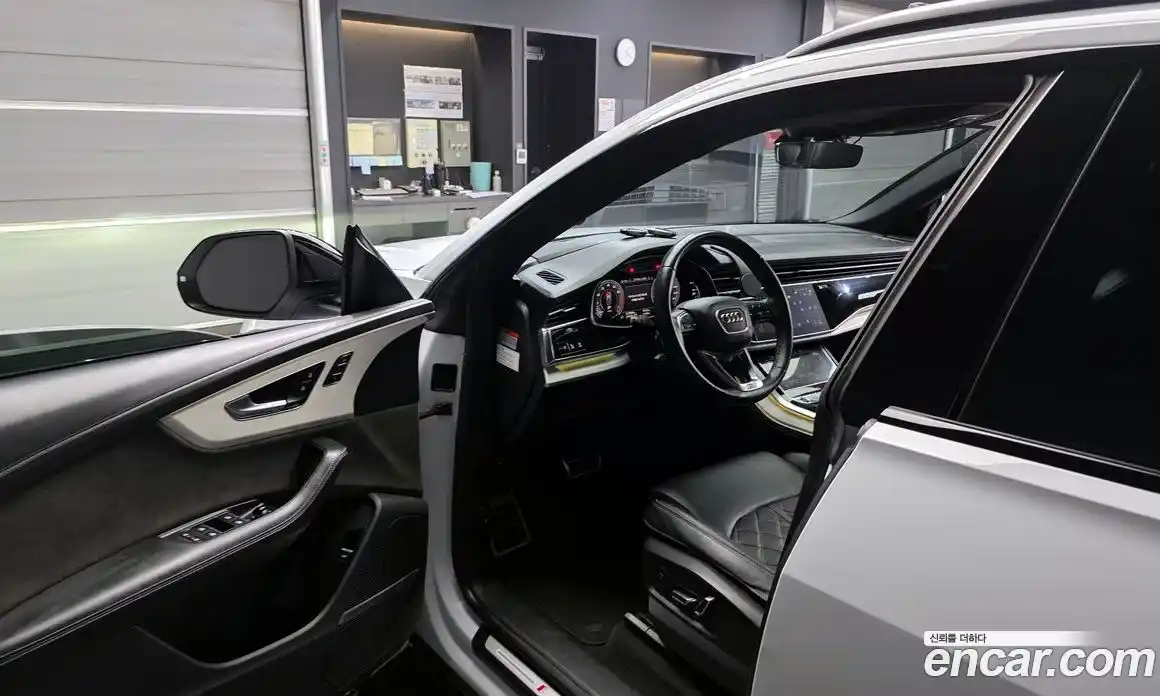 Audi Q8 2021 3.0 гидро в Москве № 1280194, фото 10