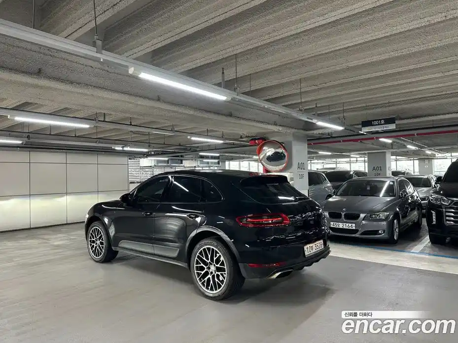Porsche Macan 2018 2.0 гидро в Москве № 1280723, фото 3