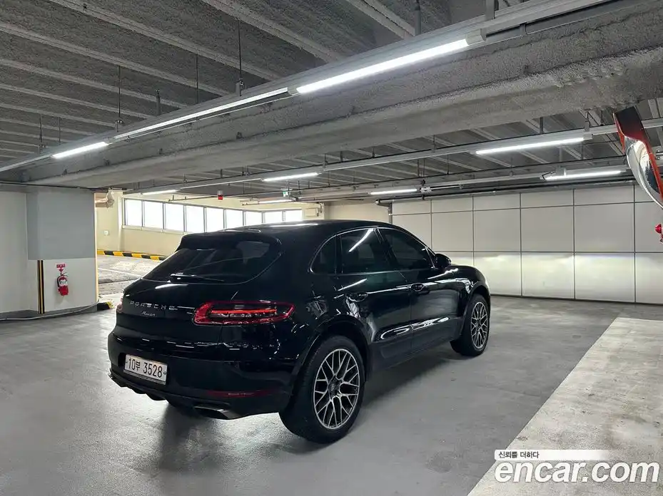 Porsche Macan 2018 2.0 гидро в Москве № 1280723, фото 5