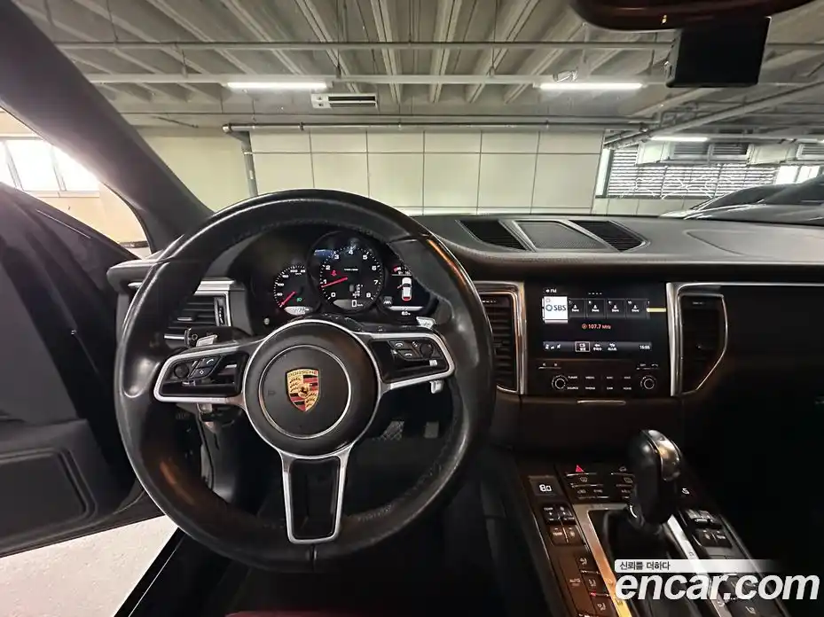 Porsche Macan 2018 2.0 гидро в Москве № 1280723, фото 9