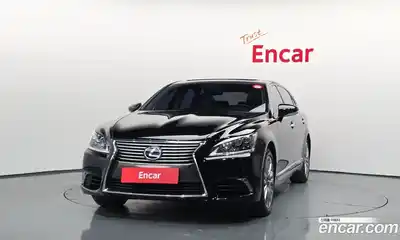 Lexus LS 2017 5.0 гидро в Москве № 1281403, миниатюра 3