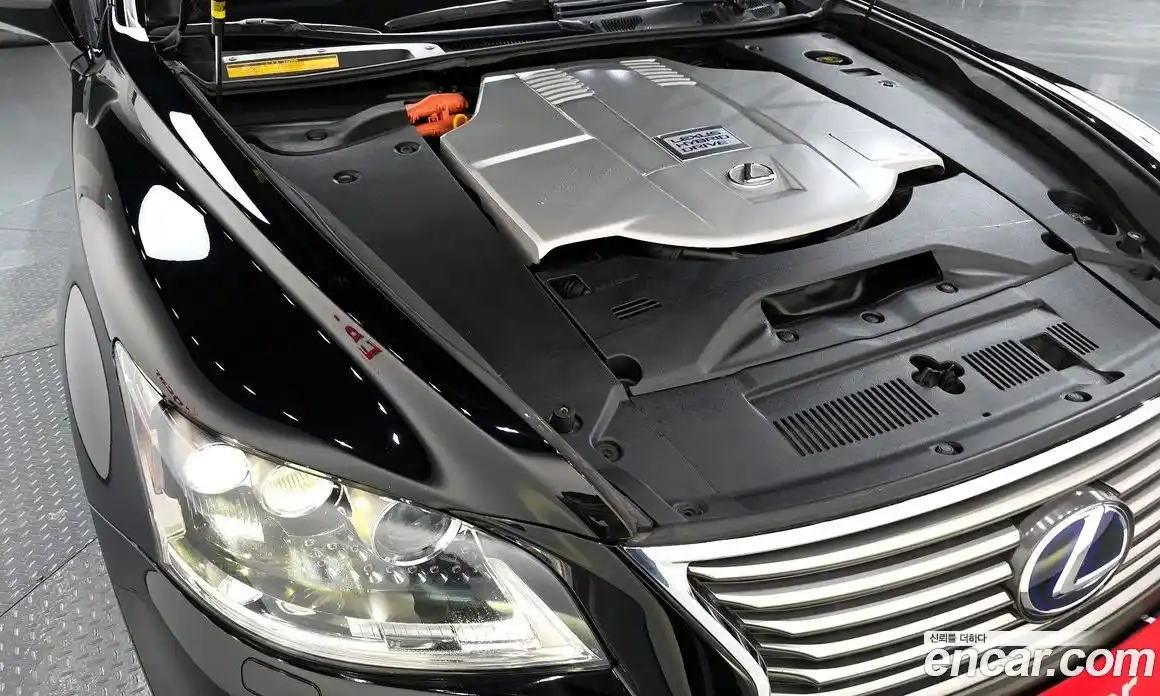 Lexus LS 2017 5.0 гидро в Москве № 1281403, фото 6