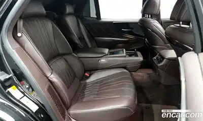 Lexus LS 2018 3.5 гидро в Москве № 1281404, миниатюра 12