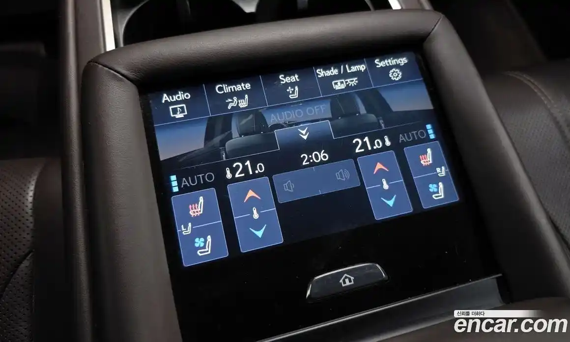Lexus LS 2018 3.5 гидро в Москве № 1281404, фото 18