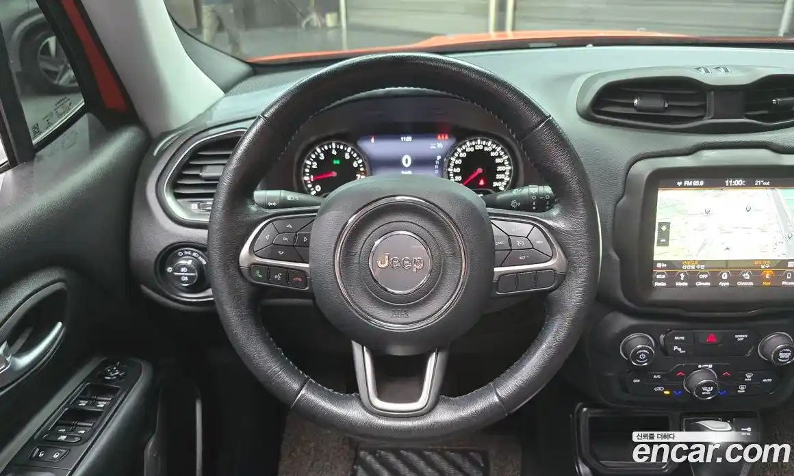 Jeep Renegade 2019 2.4 гидро в Москве № 1281879, фото 14
