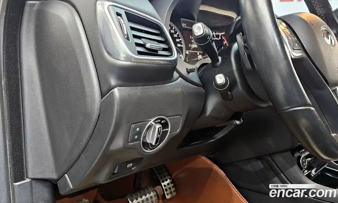 Infiniti Q30 2017 2.0 гидро в Москве № 1283626, фото 15