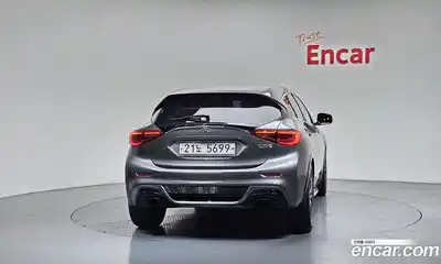 Infiniti Q30 2017 2.0 гидро в Москве № 1283626, миниатюра 4