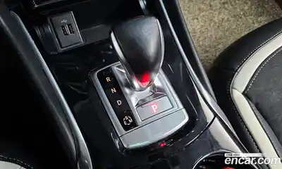 Infiniti Q30 2017 2.0 гидро в Москве № 1283626, миниатюра 9