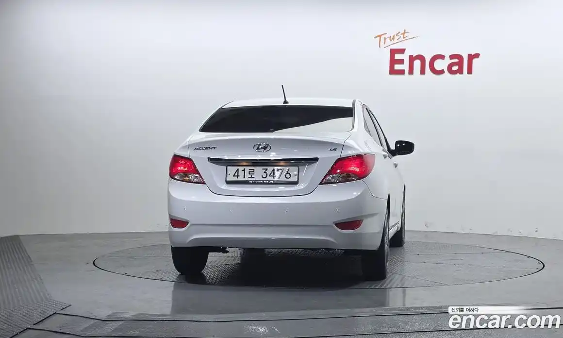 Hyundai Accent 2018 1.4 гидро в Москве № 1288449, фото 4