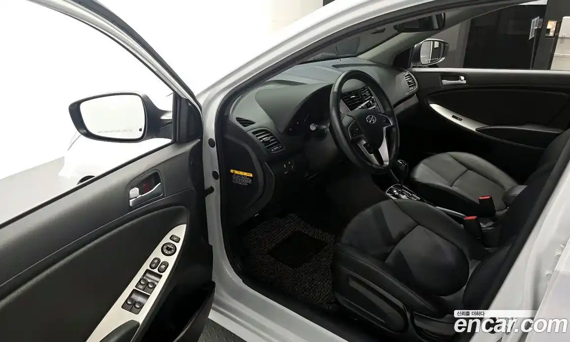 Hyundai Accent 2018 1.4 гидро в Москве № 1288449, фото 10