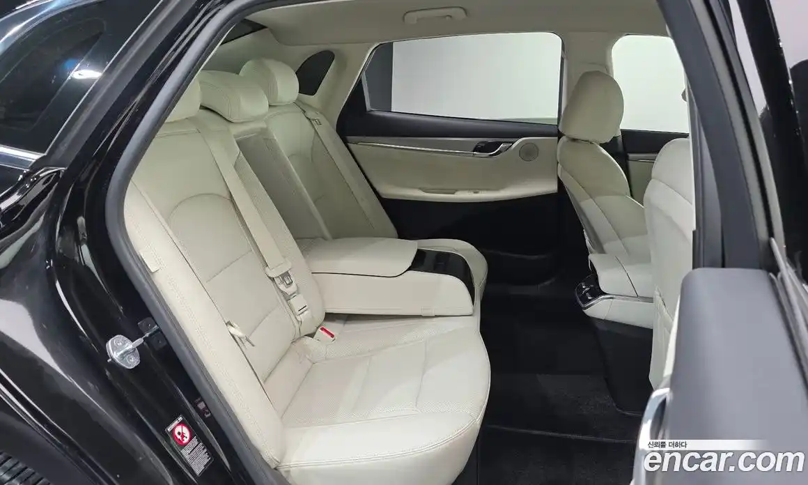 Hyundai Grandeur 2022 2.5 Автомат в Москве № 1288648, фото 12