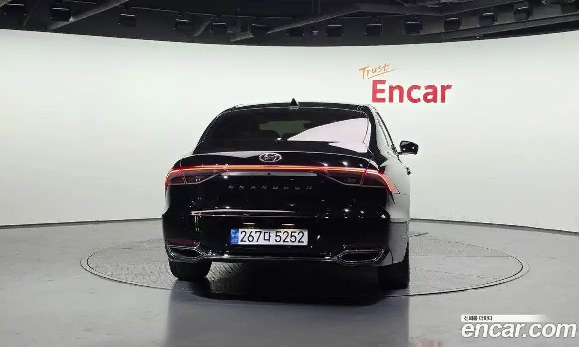 Hyundai Grandeur 2022 2.5 Автомат в Москве № 1288648, фото 4