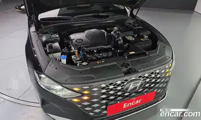 Hyundai Grandeur 2022 2.5 Автомат в Москве № 1288648, миниатюра 6