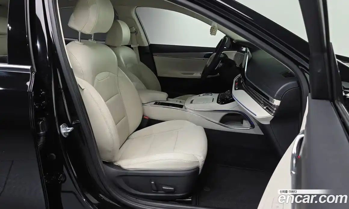 Hyundai Grandeur 2022 2.5 Автомат в Москве № 1288648, фото 10