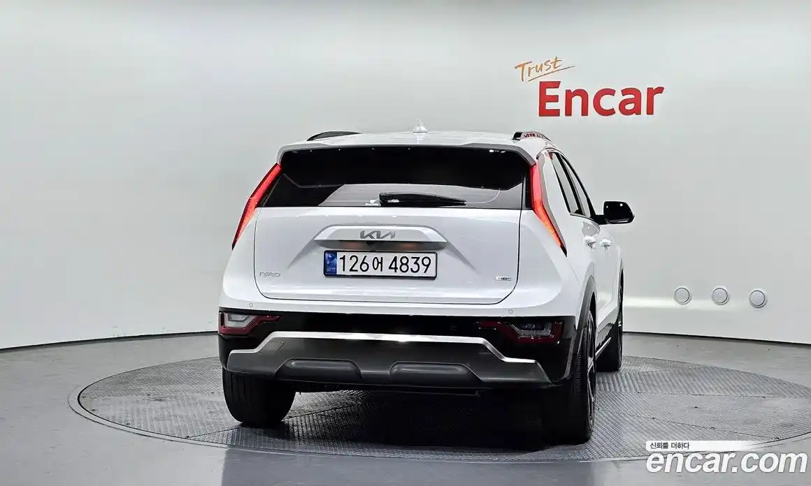 Kia Niro 2024 1.6 гидро в Москве № 1288914, фото 4