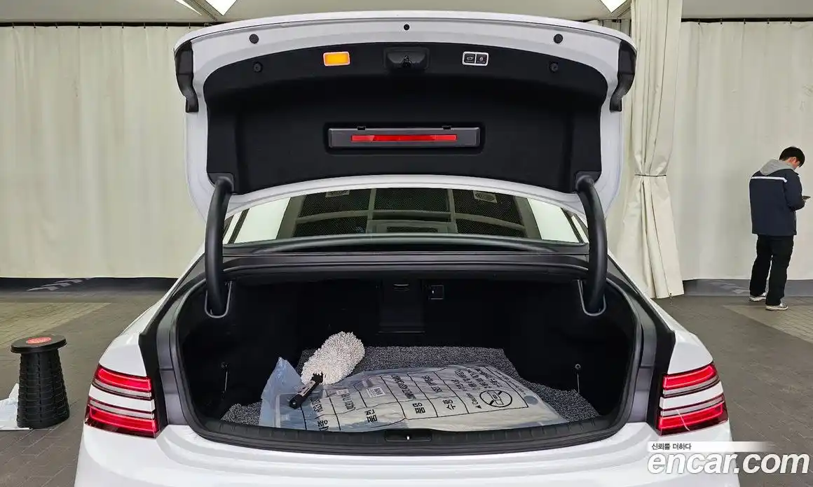 Genesis G80 2024 2.5 Автомат в Москве № 1289099, фото 20