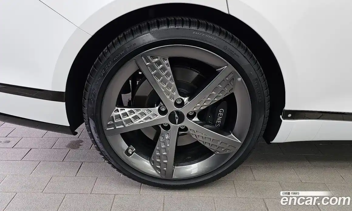 Genesis G80 2024 2.5 Автомат в Москве № 1289099, фото 5