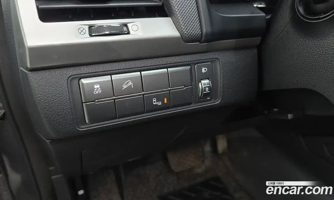 SsangYong Rexton 2019 2.2 Автомат в Москве № 1289192, фото 16