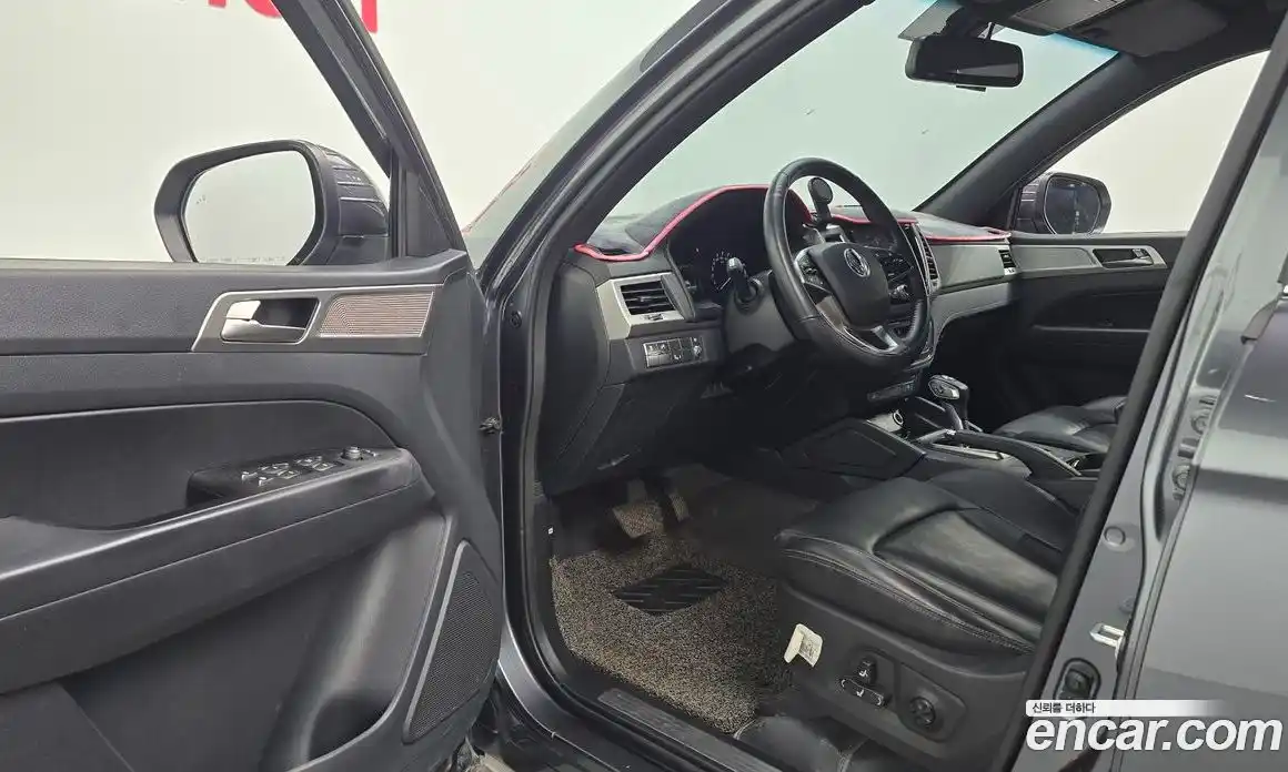 SsangYong Rexton 2019 2.2 Автомат в Москве № 1289192, фото 10