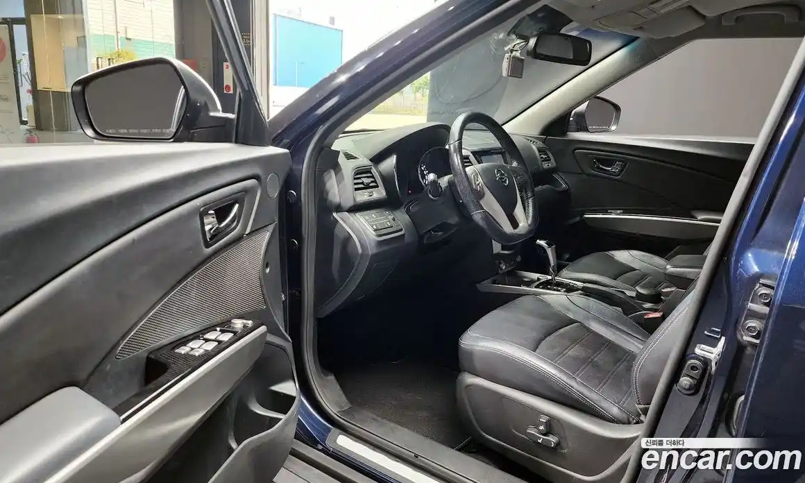 SsangYong TIBOLI 2015 1.6 Автомат в Москве № 1289261, фото 11