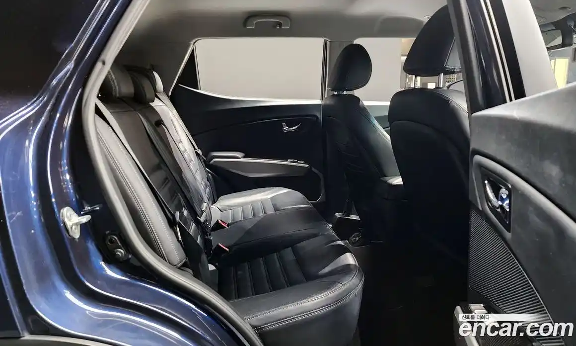 SsangYong TIBOLI 2015 1.6 Автомат в Москве № 1289261, фото 12